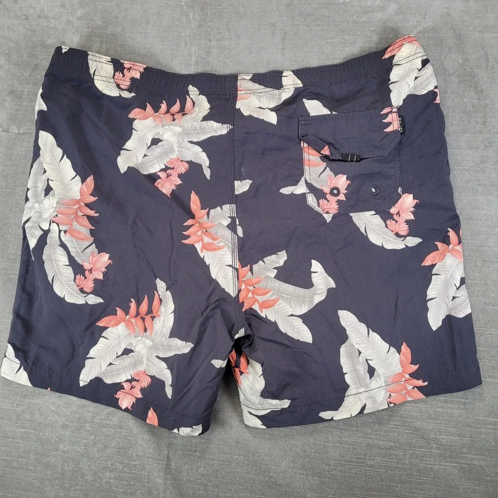 Tommy Bahama Relax Mens Swim Trunks Large Navy Blue Floral Tropical Board Shorts
